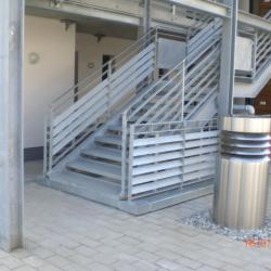 Escalier et garde-corps métallique galvanisé